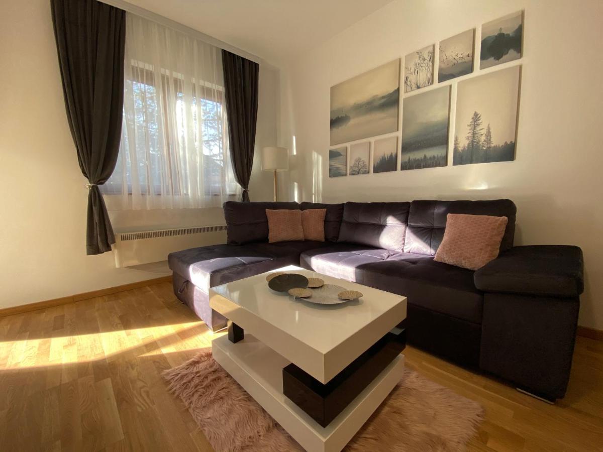 Stella Apartment *